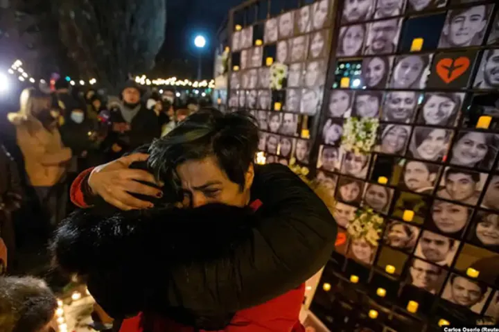 برخی از خانواده‌های قربانیان پرواز پی‌اس ۷۵۲ شکایتشان را از دادگاه پس گرفتند